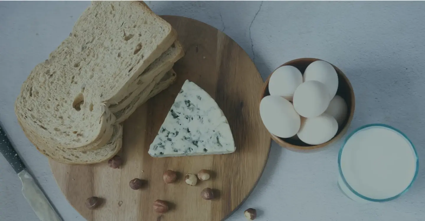 cheese-big food on desktop